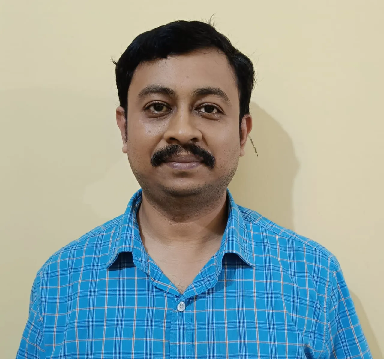 Dr. Sumanta Bera
